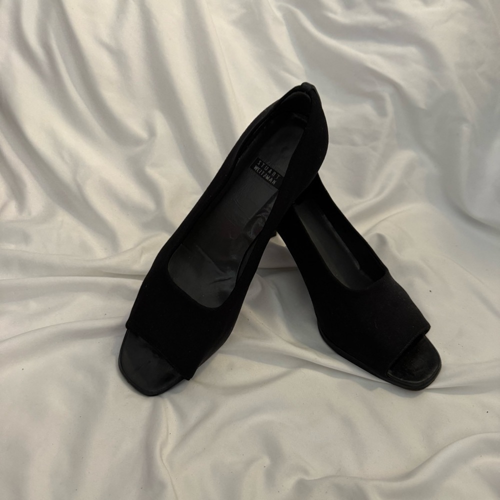 EUC Stuart Weitzman Peau de Soie Peep Toe Architectural Block Heel Pumps